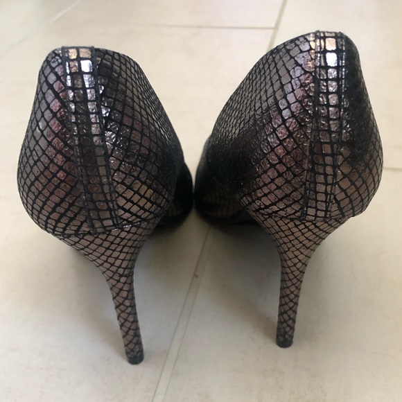 Call it Spring Heels - Picture 6 of 9